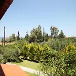 Alexandra Appart hôtel *