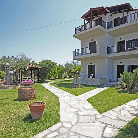 Aparthotel Alexandra 3*