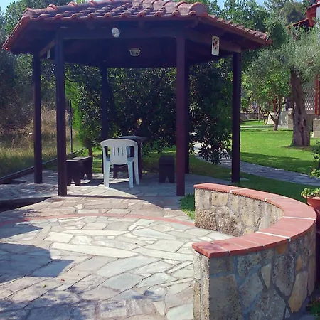 Alexandra شقة فندقية *