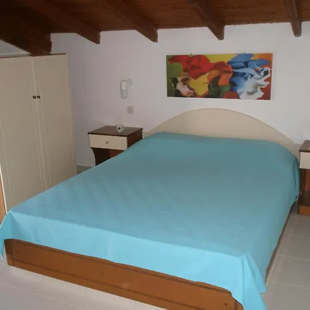 Alexandra Aparthotel Polychrono