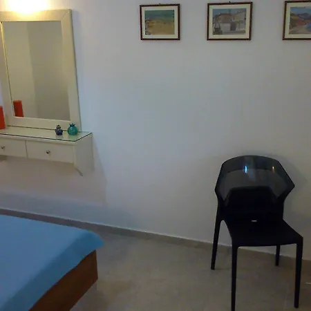 Alexandra Aparthotel Polychrono